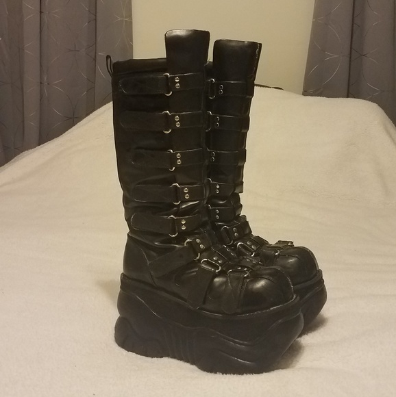 demonia boxer boots